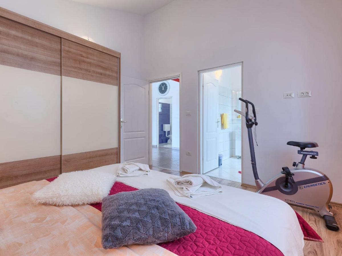 Holiday Home Goldi - Voj512 By Interhome Mednjan Buitenkant foto