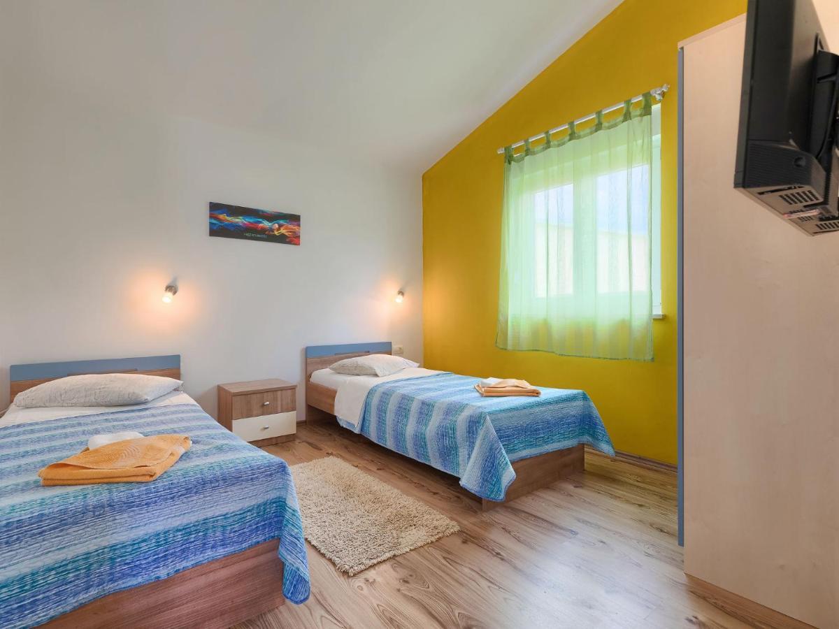 Holiday Home Goldi - Voj512 By Interhome Mednjan Buitenkant foto